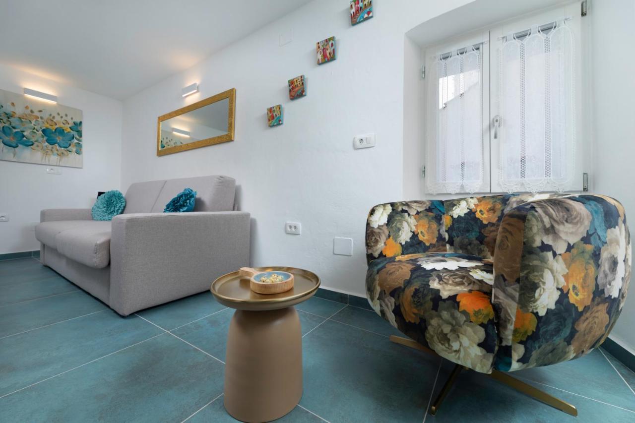 Studio, 70 Steps From The Beach Baska  Exterior photo